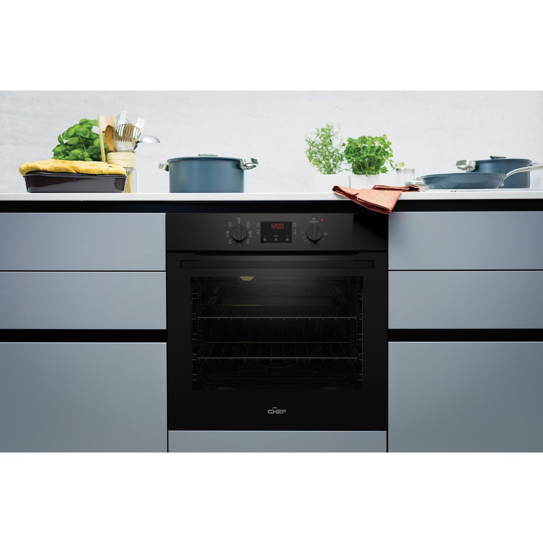Chef 60cm Fan Forced Oven Black. CVE614DB