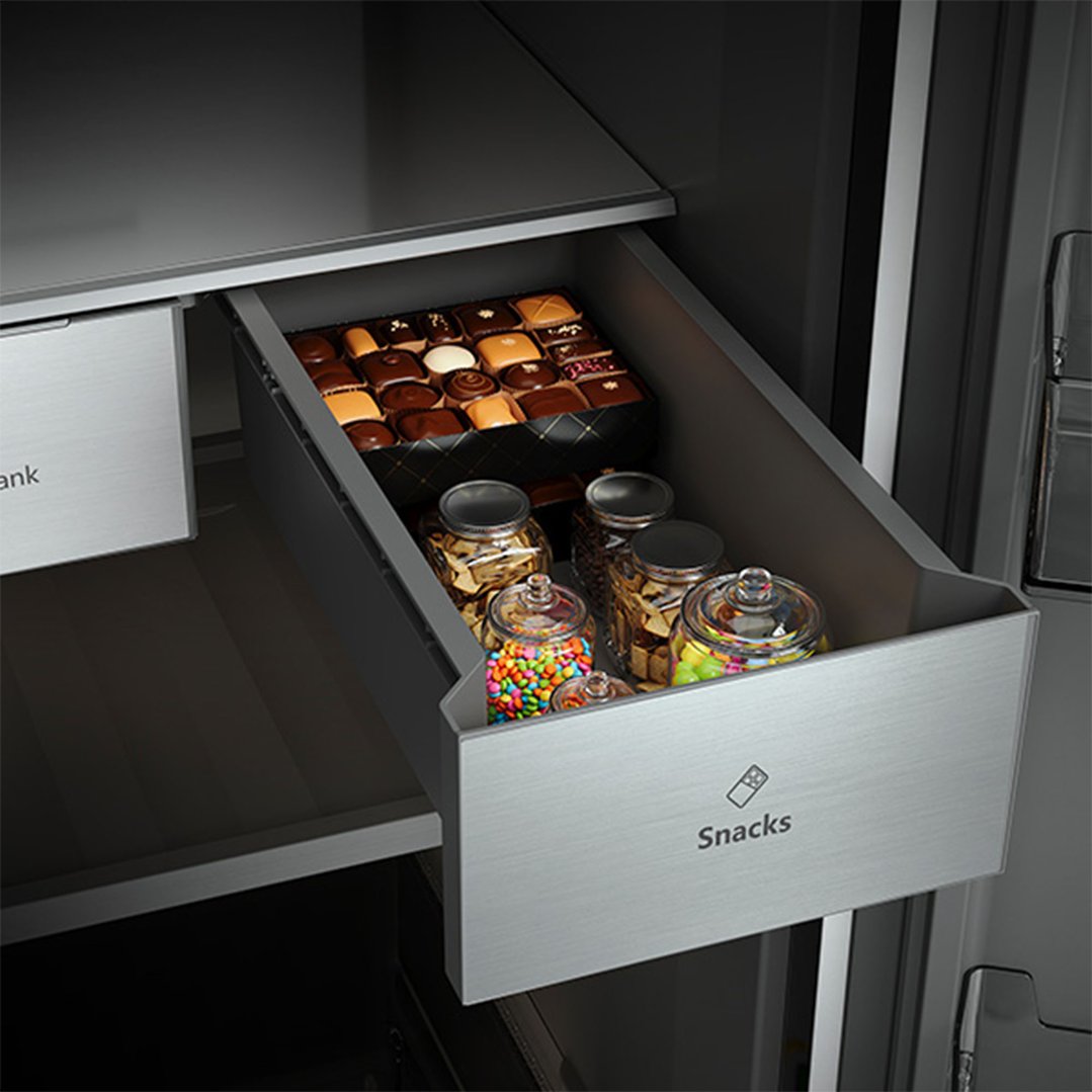 Hisense 614L PureFlat Eclipse Side-by-Side Black Fridge HRSBS613BWX