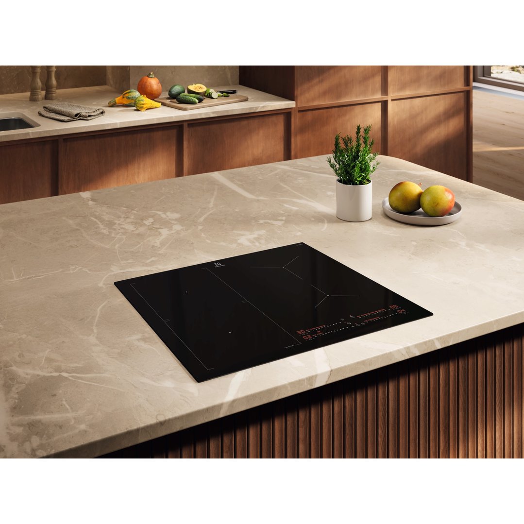 Electrolux 60cm 4 Zone 700 Series Induction Cooktop with Sense Fry, Black EHI6475BF