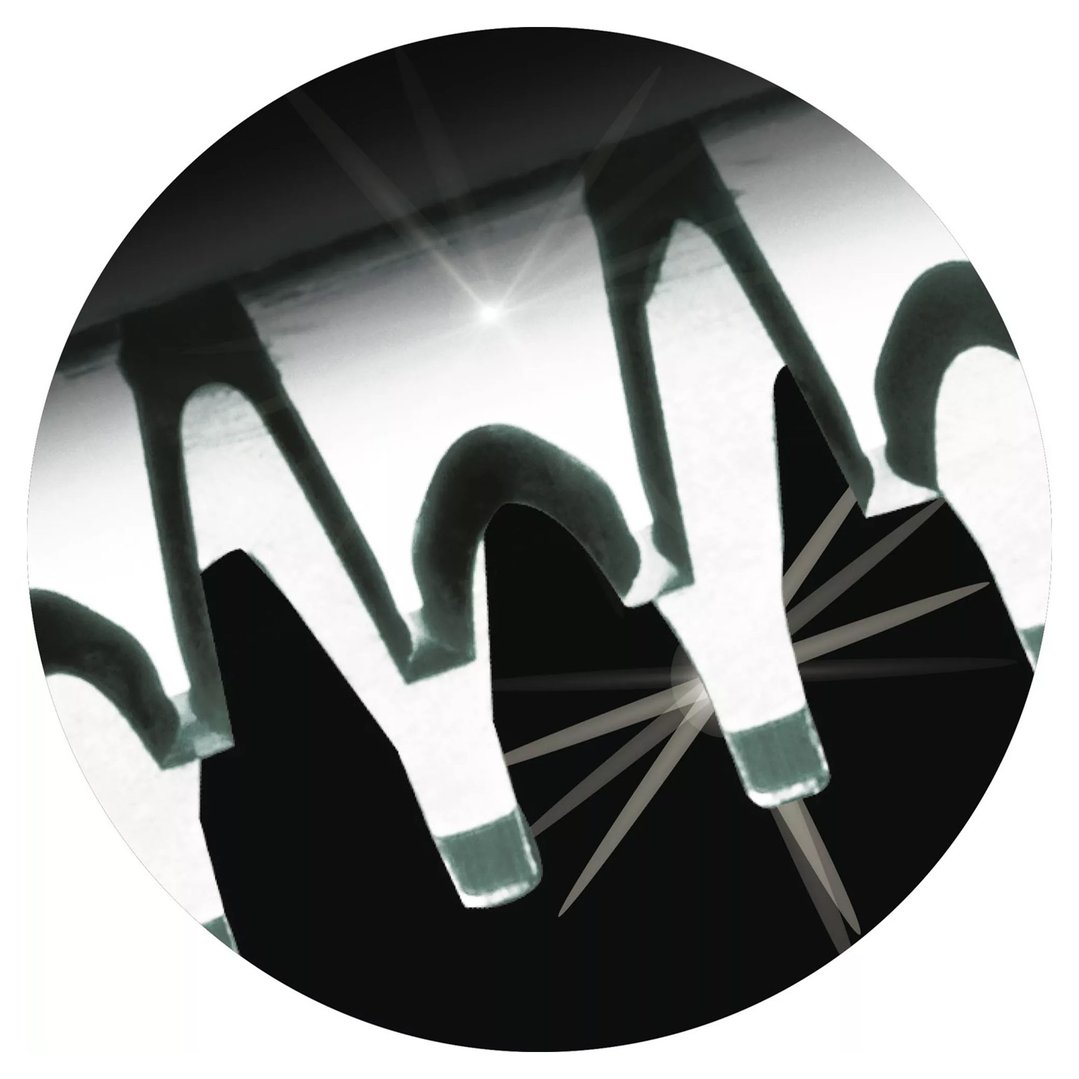 Close-up of the Metro® Groom All-in-One Grooming System's blade