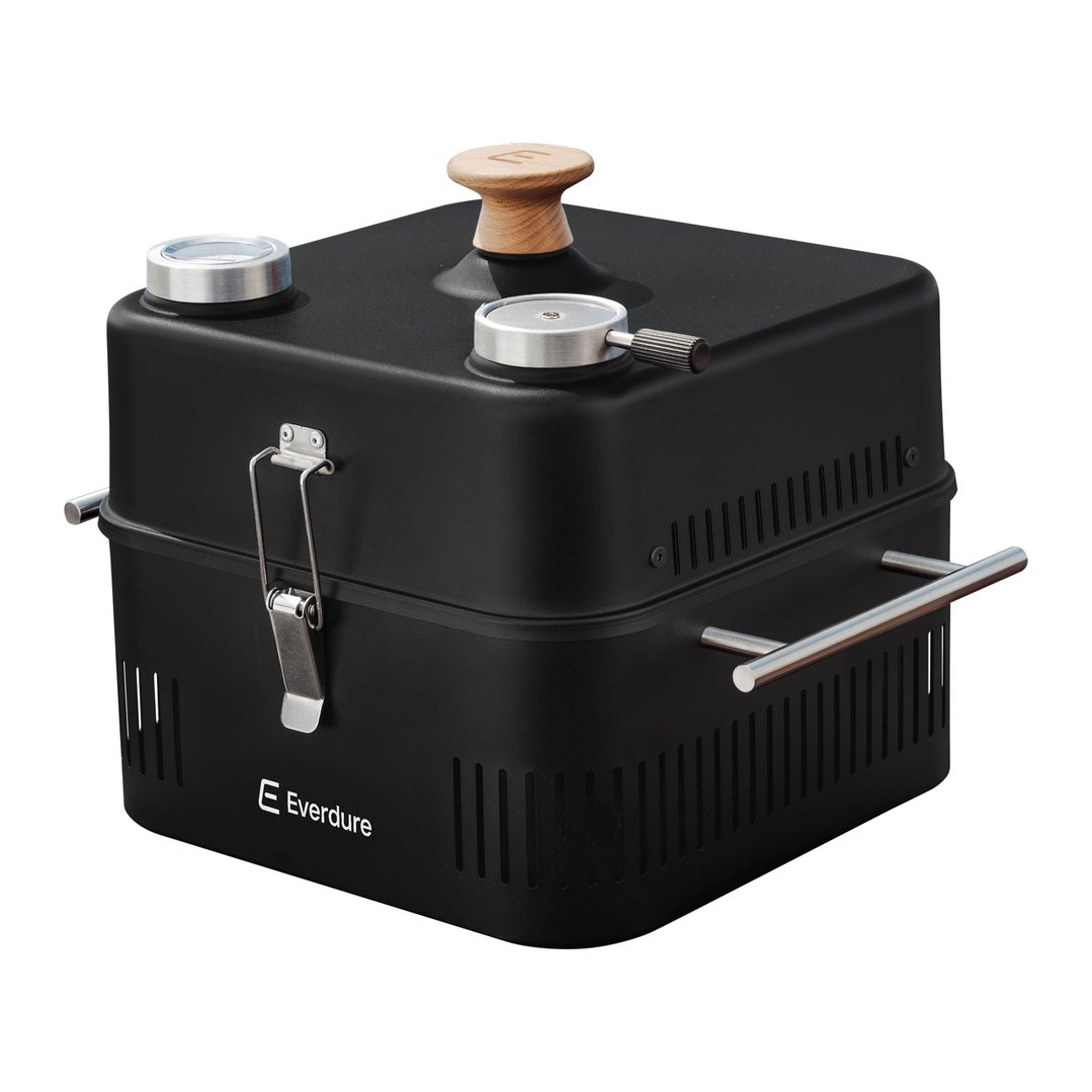 Everdure Portable Charcoal BBQ CUBE 360 ECUBE360B