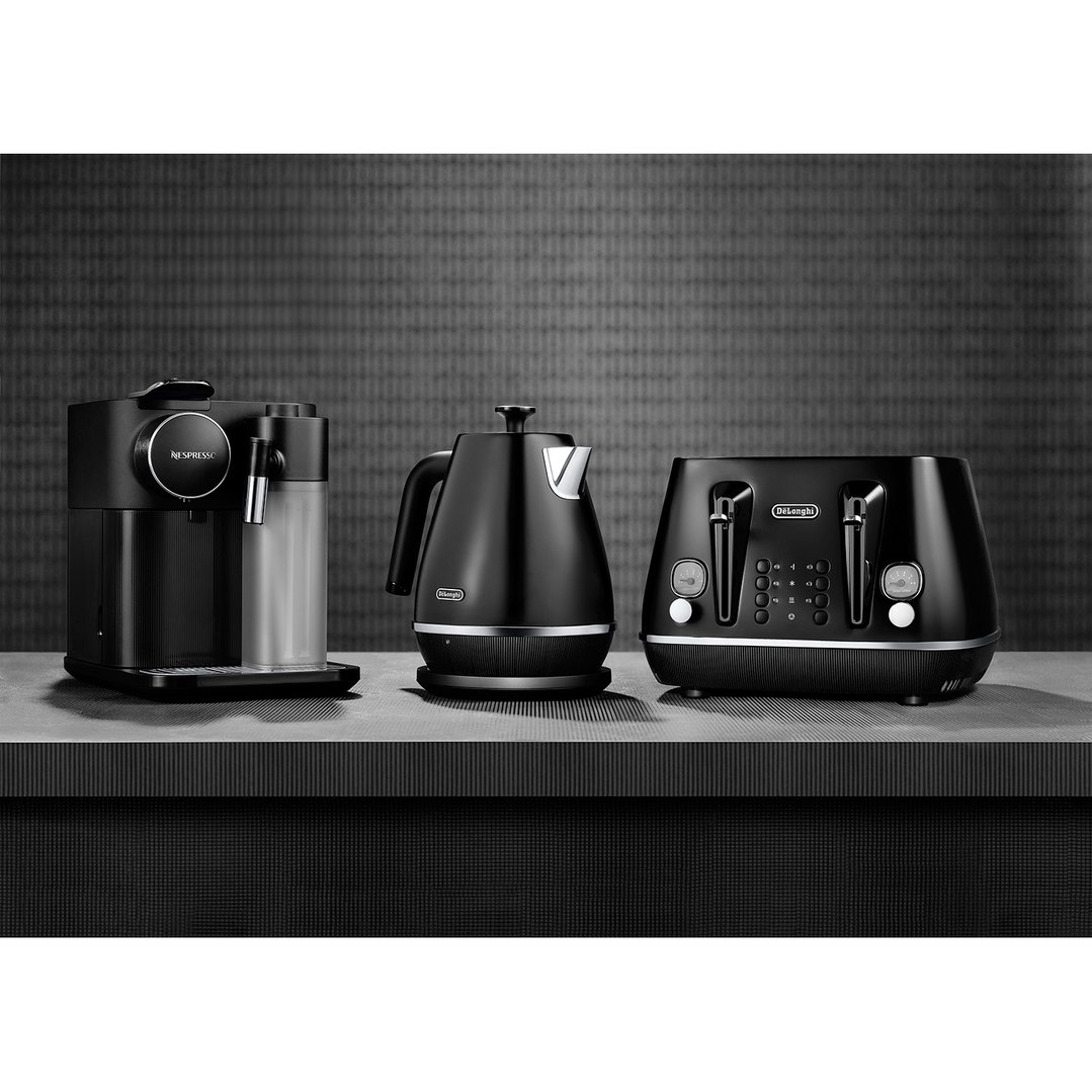 Delonghi Distinta Moments 4 Slice Toaster Sunset Black CTIN4003BK