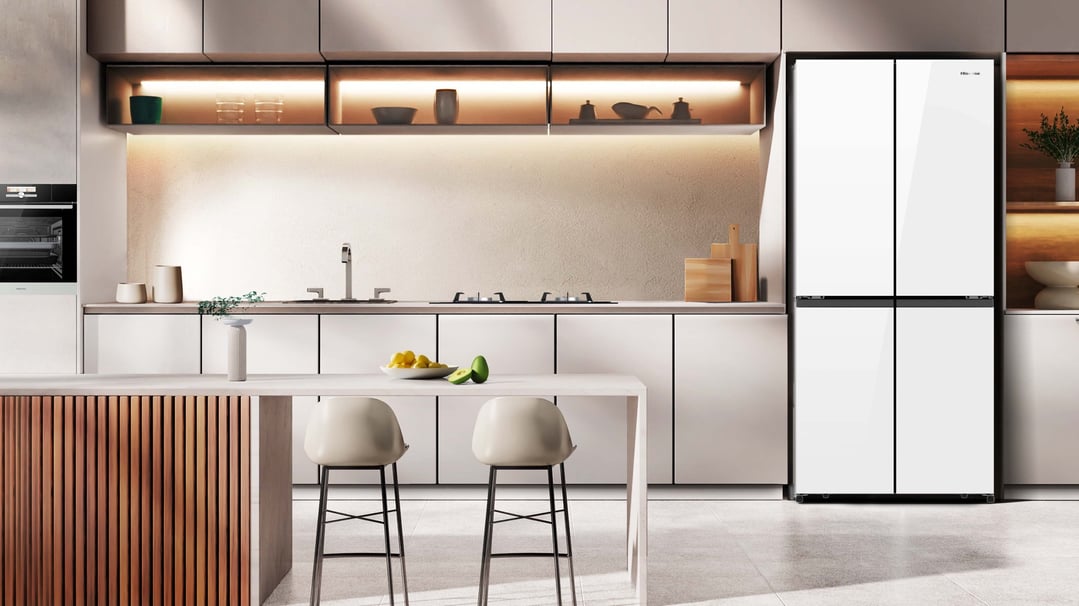 Hisense 483L French Door Fridge, White Glass HRCD483G