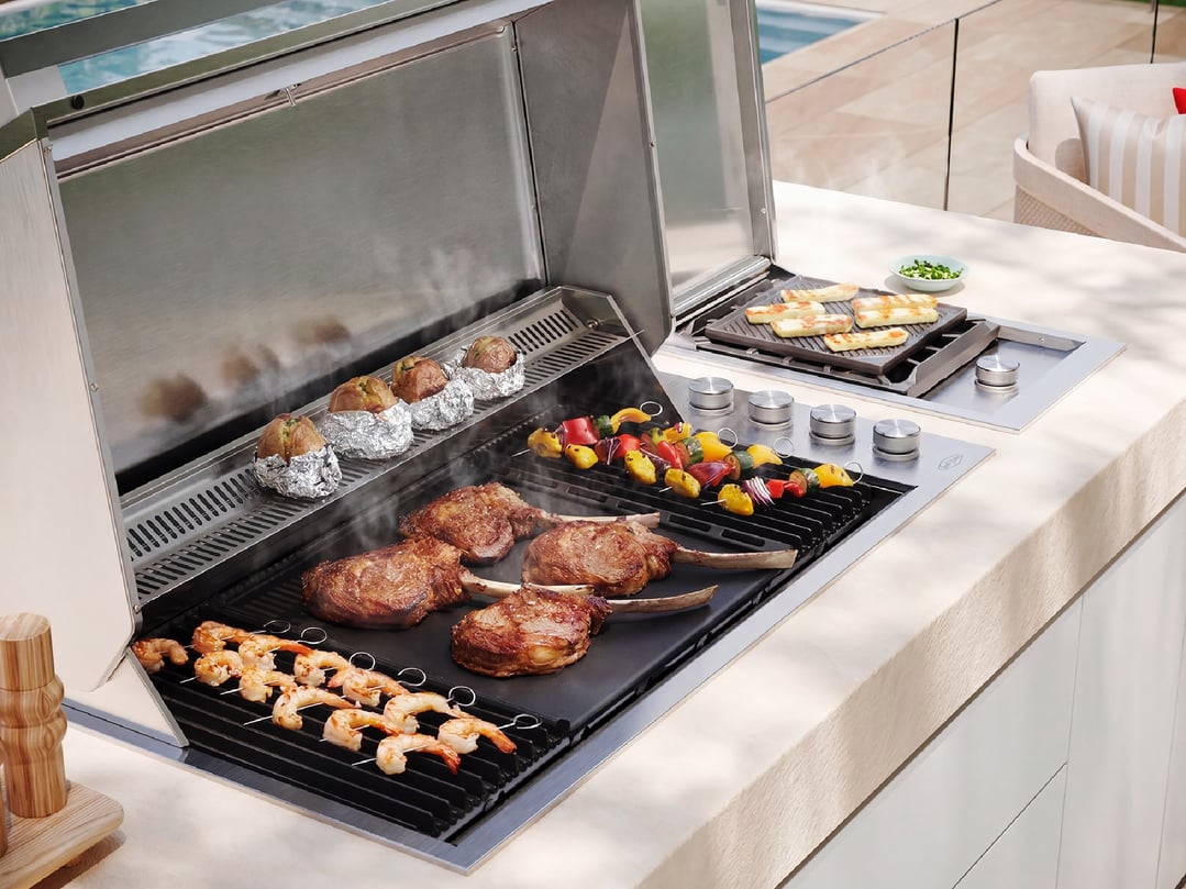 Beefeater Built In Gas Side Burner with Lid, 316 Marine Grade Stainless Steel - ProLine Series BSW318SB