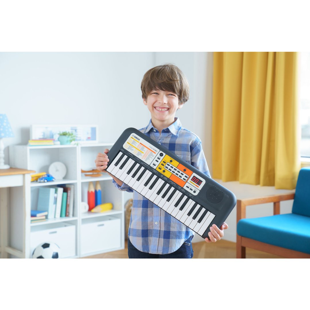 Yamaha 37-key Portable Keyboard PSSF30