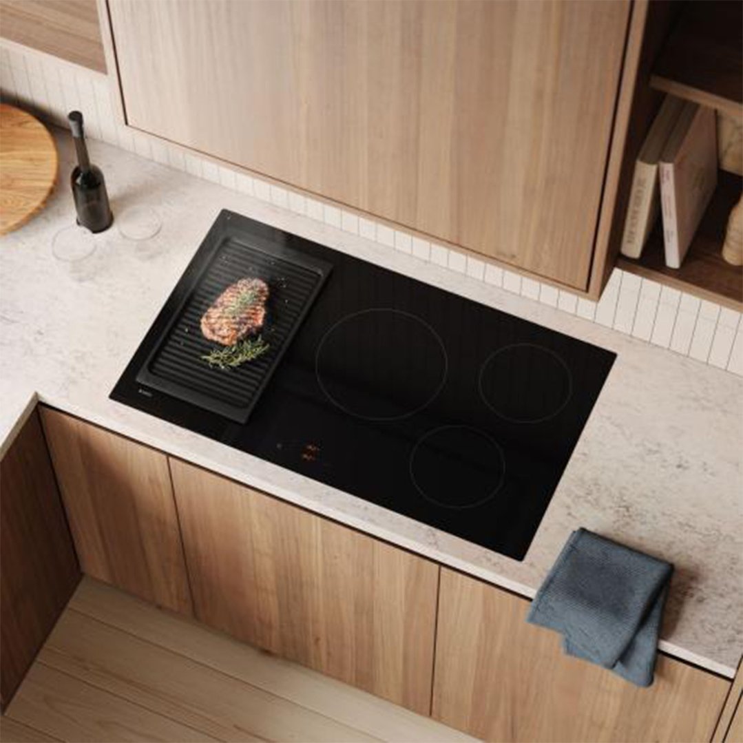 ASKO 90cm 5 Zone Series 5 Induction Cooktop - Black Glass Ceramic HI5952FBG1