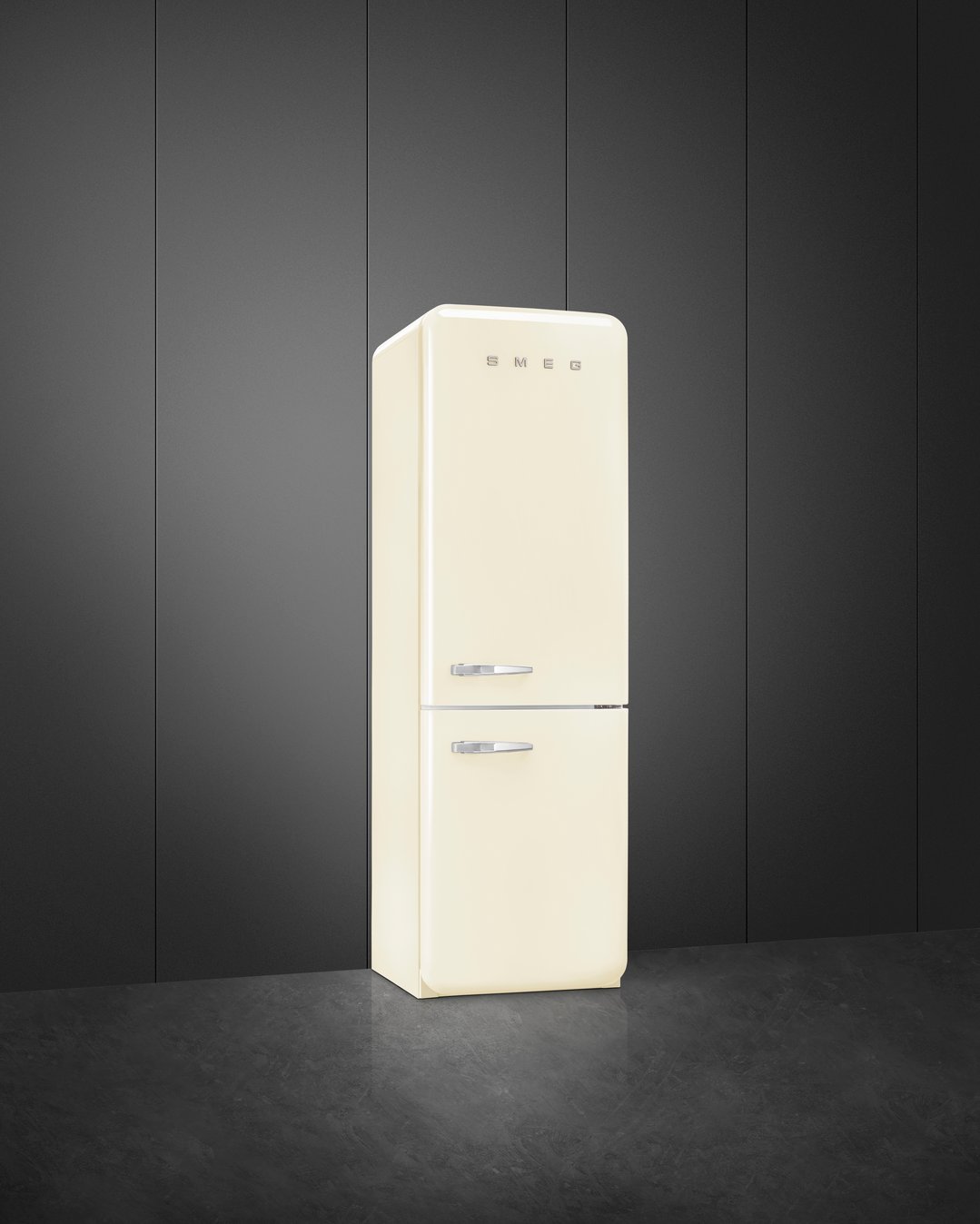 Smeg FAB 32 50’S Style Retro Refrigerator, Right Hand - Cream FAB32RCR5AU