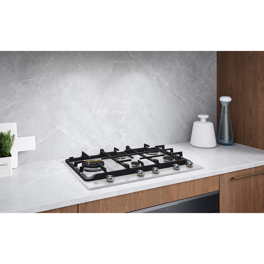Electrolux 75cm UltimateTaste 900 5 Burner Gas Cooktop Stainless Steel. EHG755SE