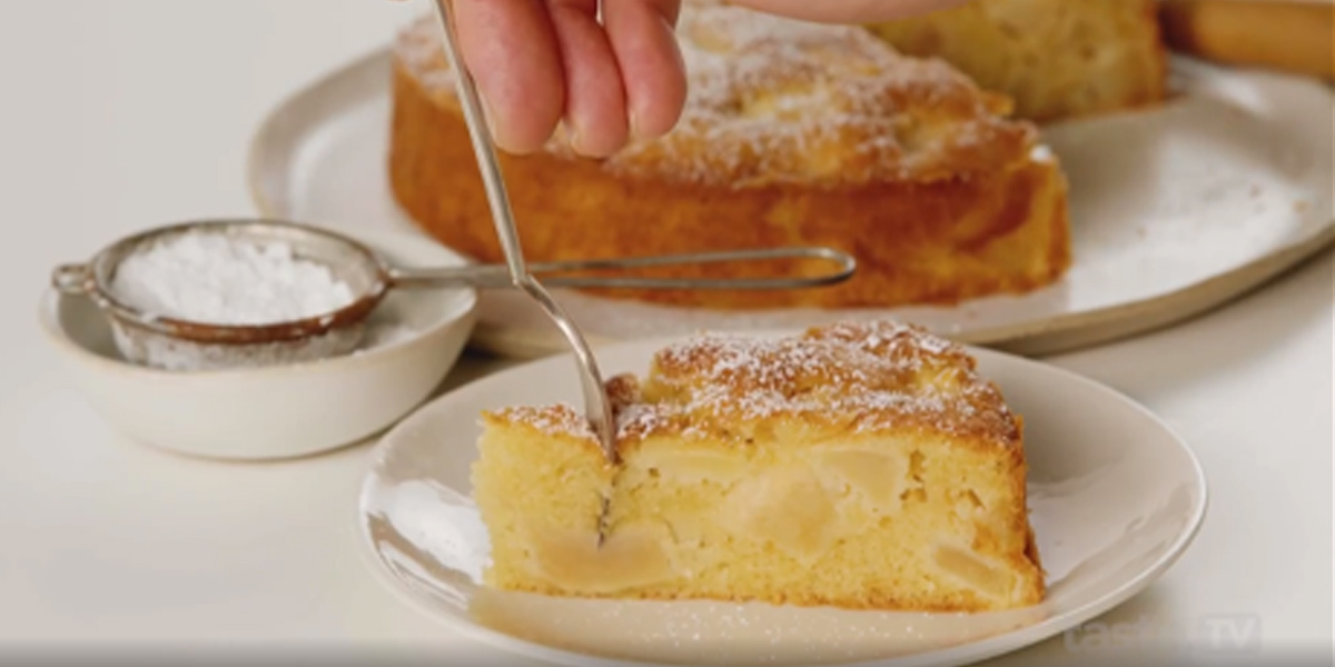 French apple cake