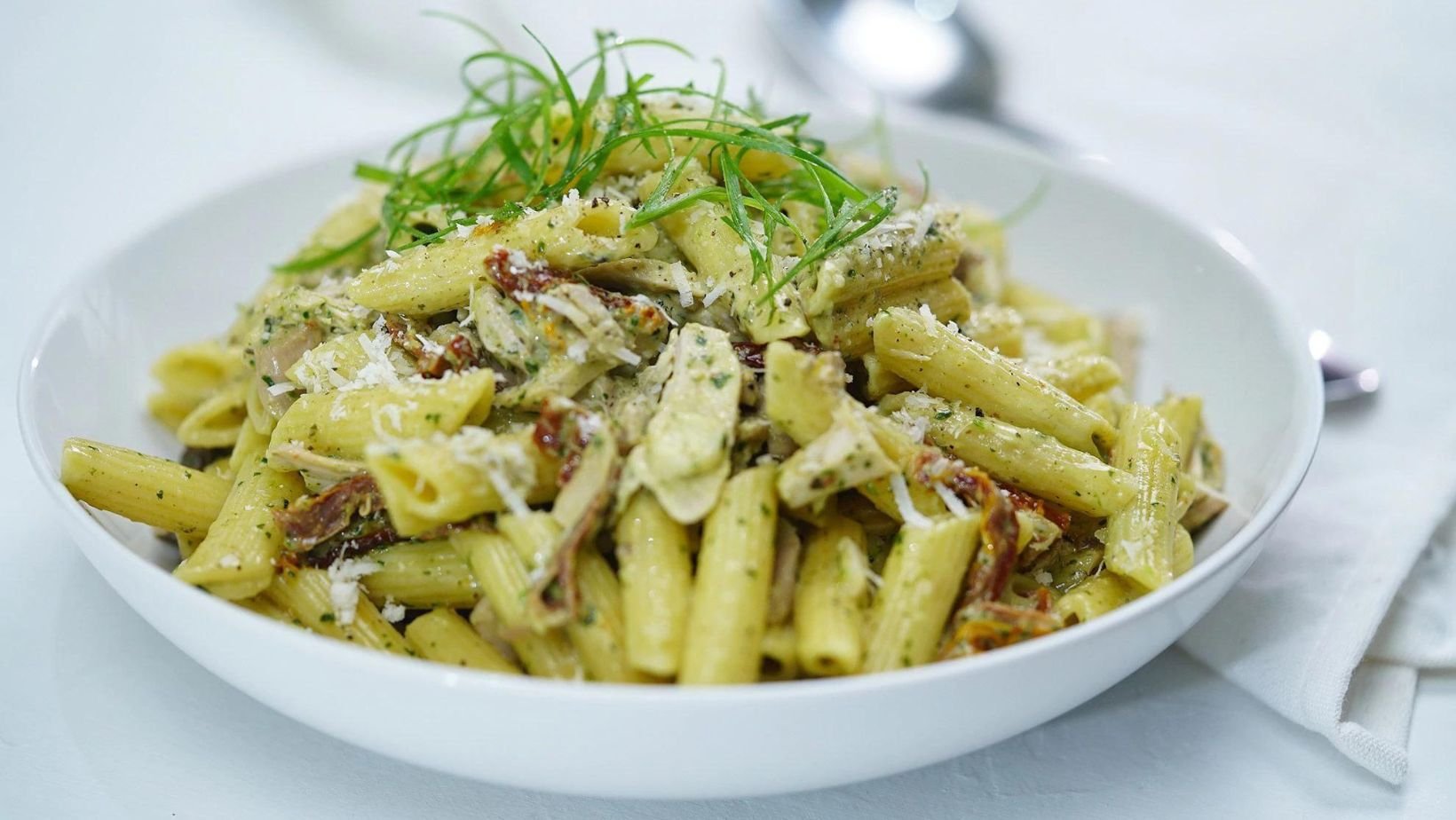 Creamy Chicken Pesto Pasta