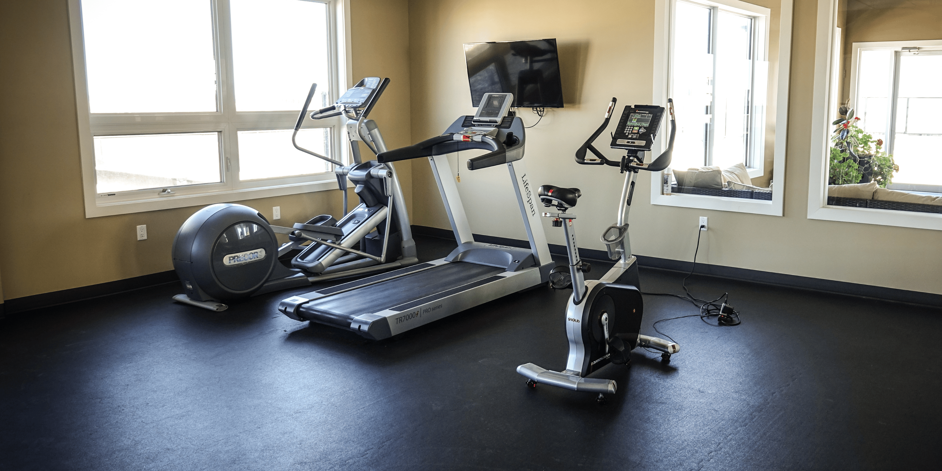 HOME GYM EQUIPMENT