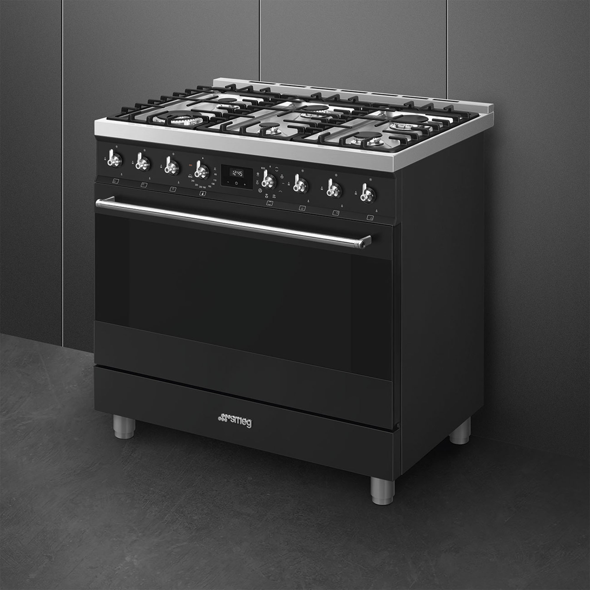 Smeg 90cm 6 Burner Classic Freestanding Dual Fuel Cooker Matte Black