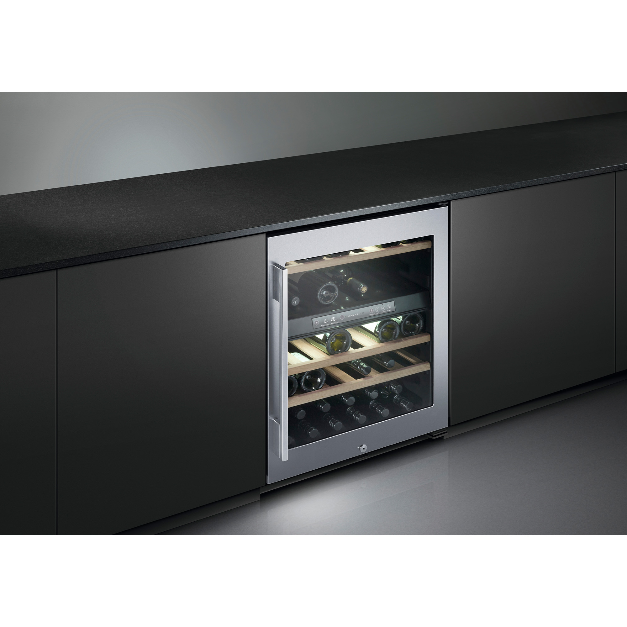 Fisher & Paykel 38 BOTTLE MULTIZONE WINE CAN RS60RDWX1 Buy Online