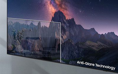 Enjoy TV without closing the blinds with Anti Glare Technology